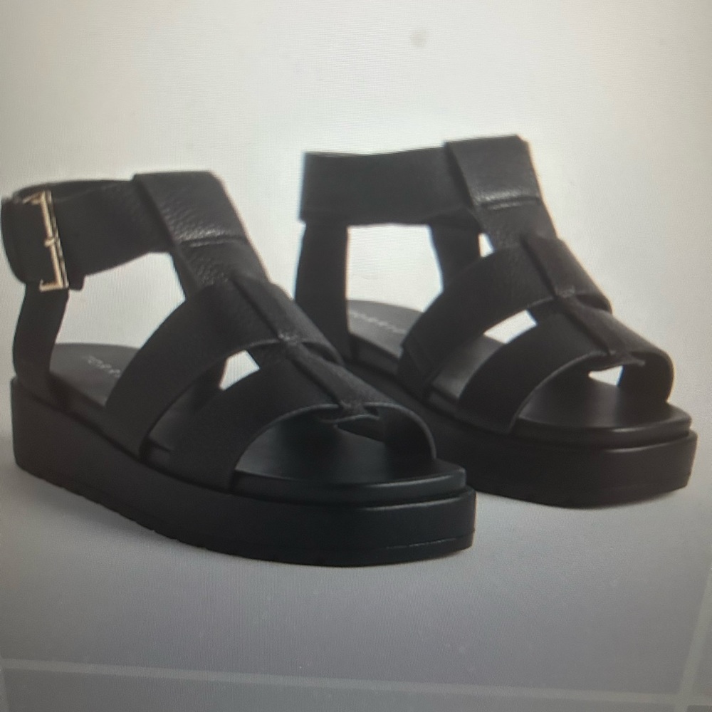 Torrid Black Textured Sandals
